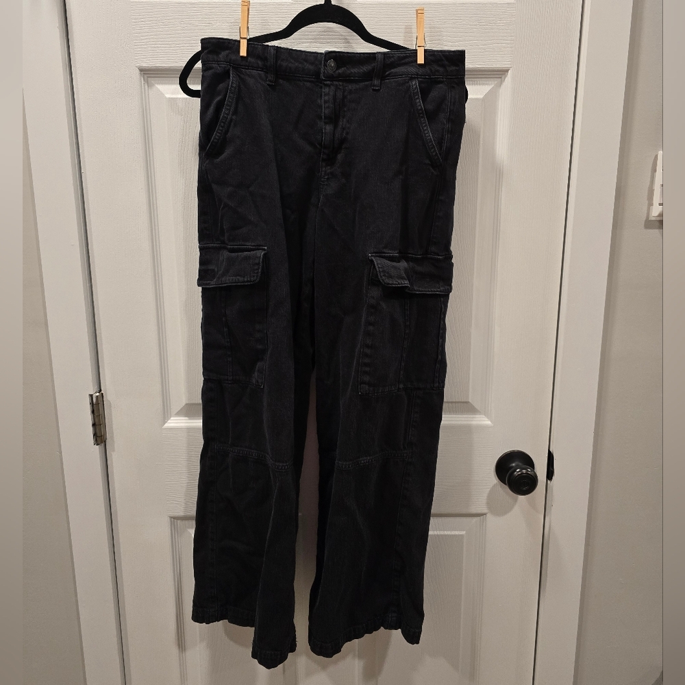 American Eagle Outfitters Black Cargo Pants Straight Leg